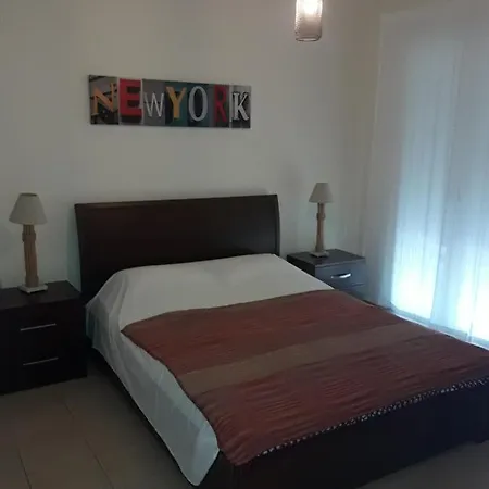 Poseidono'S Apartment Paphos Exterior photo