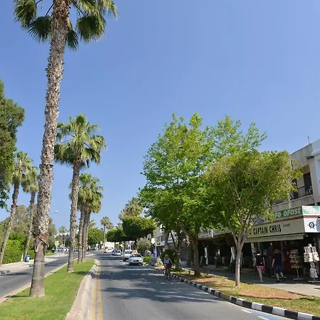 Poseidono'S Apartment Paphos Exterior photo