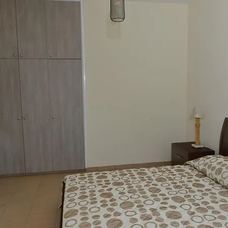 Poseidono'S Apartment Paphos Exterior photo